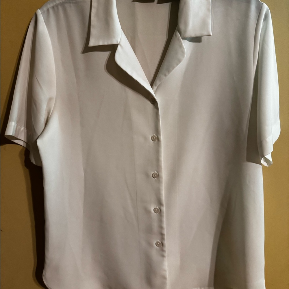 Liz Baker Cream Short Sleeve Button Down Shirt